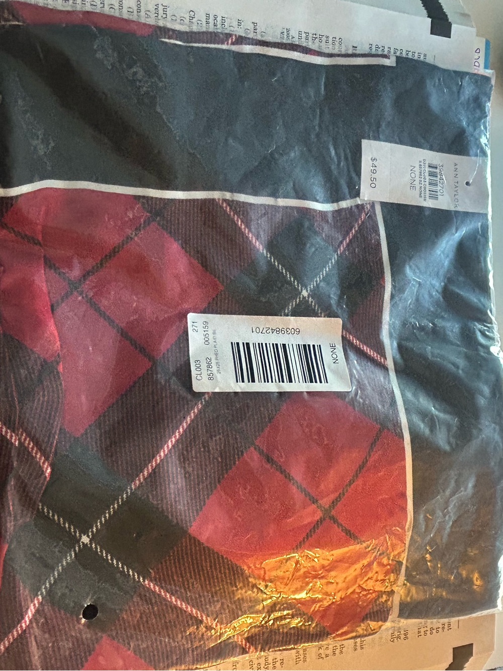 Ann Taylor Plaid Scarf in Red and Black